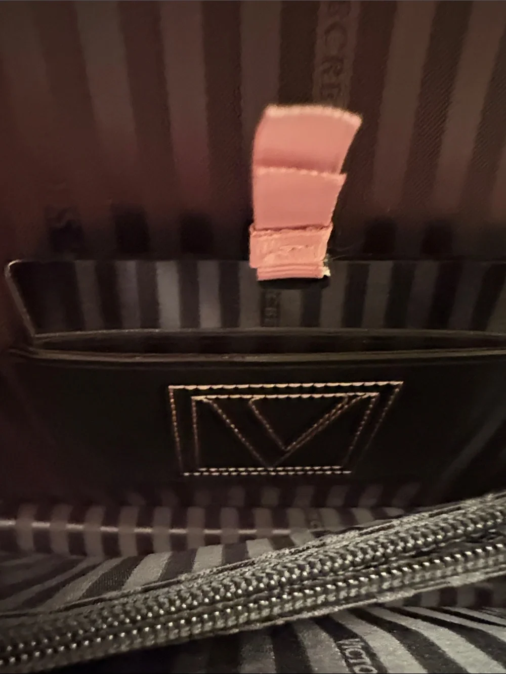 V-Emblem Black Leather Crossbody Bag with Red Plaid Cardholder